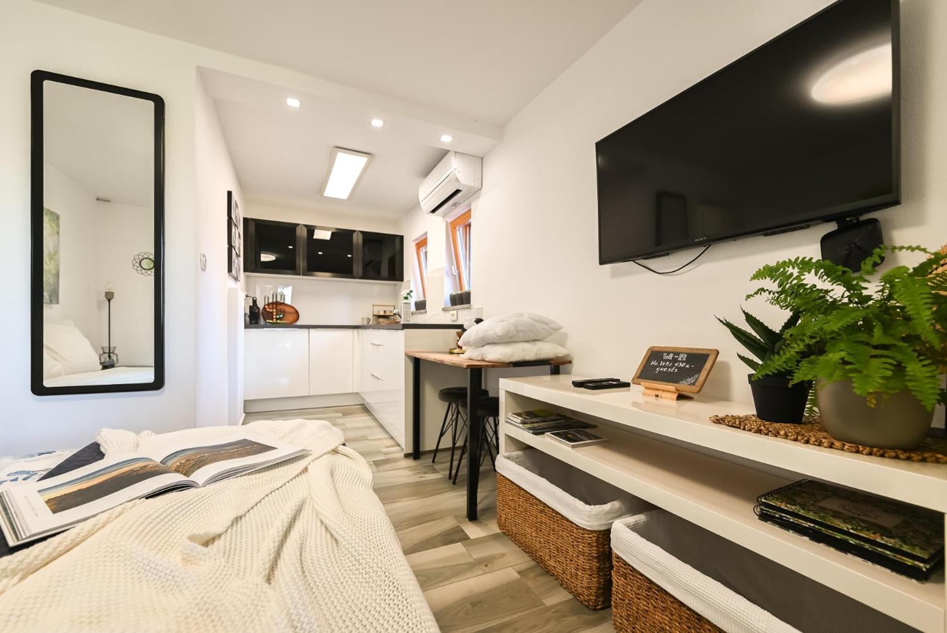 Apartma Medosi Izola Eksteriør billede