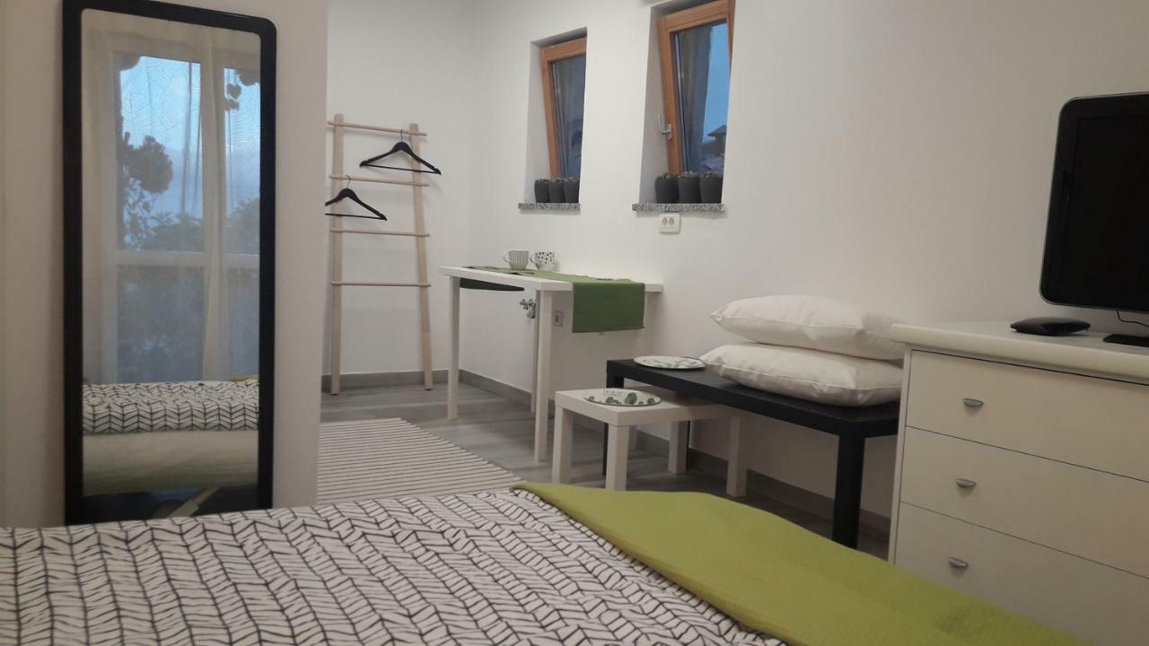 Apartma Medosi Izola Værelse billede